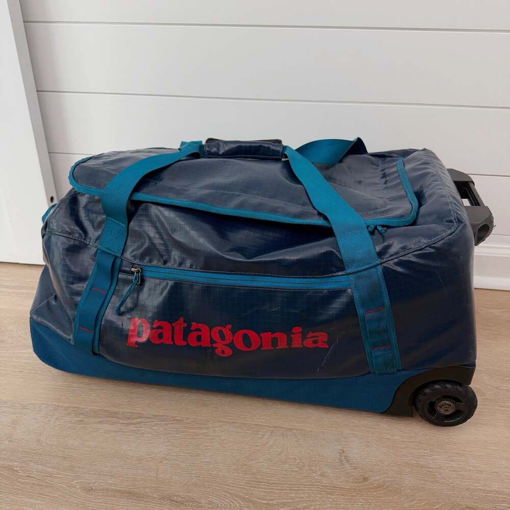 Patagonia Black Hole 70L Wheeled Duffel Bag 49380 Big Sur Blue Rolling Luggage